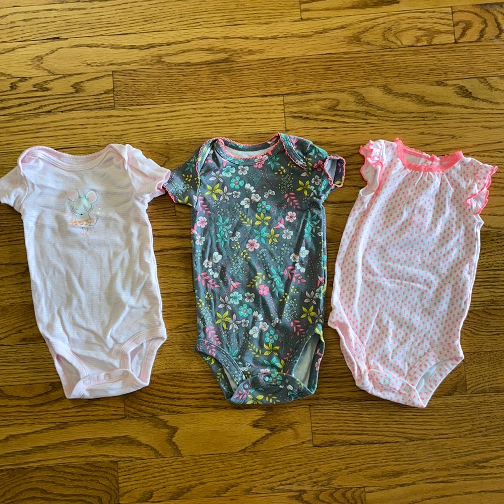 Carter’s | Baby Onesie Bundle